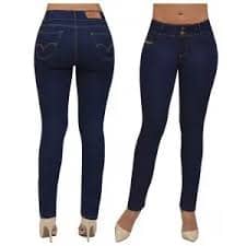 Jeans stretch de dama, cómodos y ajustados, que combinan estilo moderno con libertad de movimiento para uso diario.